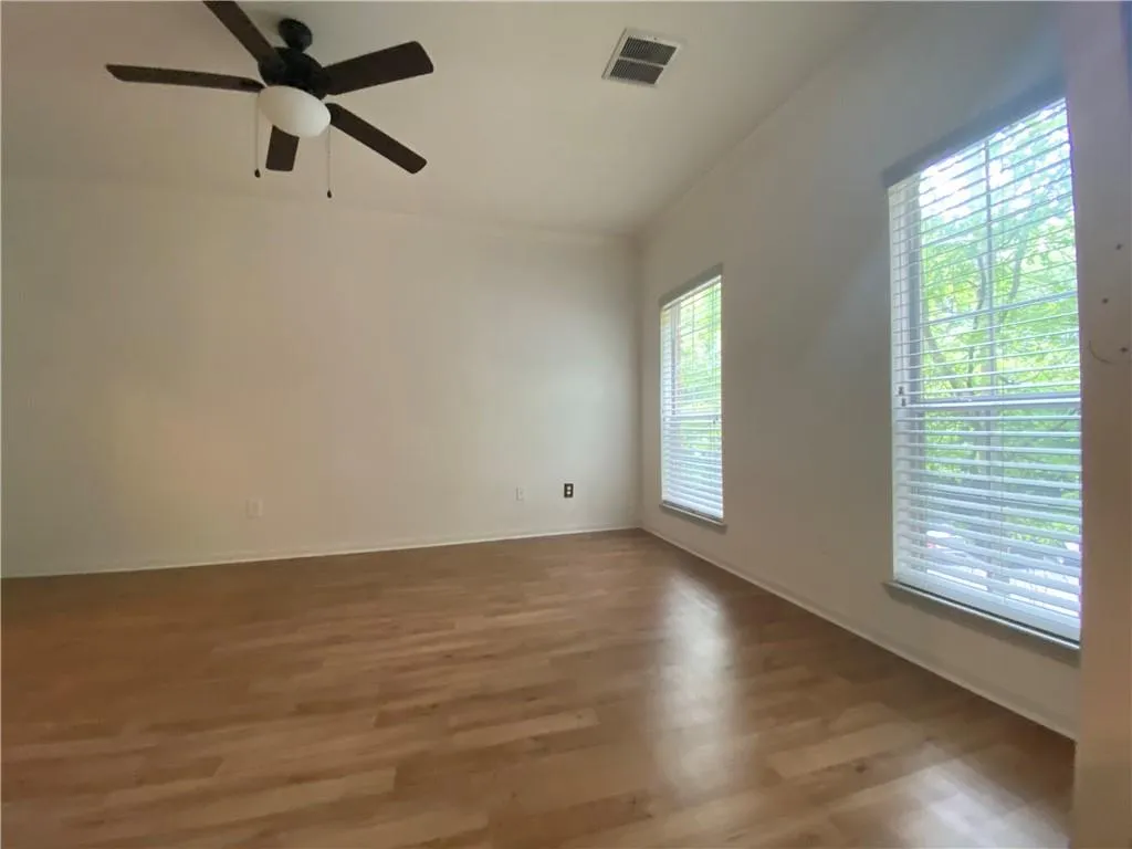 5641 Roswell Road Unit 218, Atlanta, Georgia 30342, 2 Bedrooms Bedrooms, ,2 BathroomsBathrooms,Residential,Sold,5641 Roswell Road Unit 218,6725091