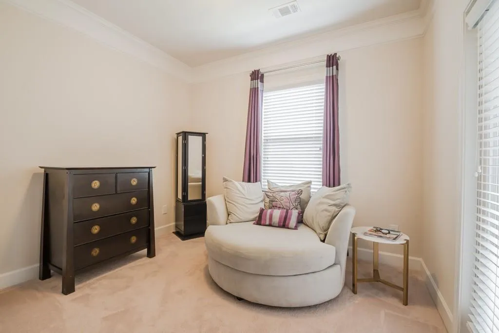 5568 High Point Road Ne, Atlanta, Georgia 30342, 3 Bedrooms Bedrooms, ,3 BathroomsBathrooms,Residential,Sold,5568 High Point Road Ne,5732830