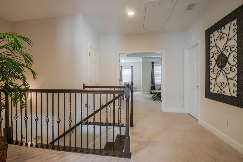5568 High Point Road Ne, Atlanta, Georgia 30342, 3 Bedrooms Bedrooms, ,3 BathroomsBathrooms,Residential,Sold,5568 High Point Road Ne,5732830
