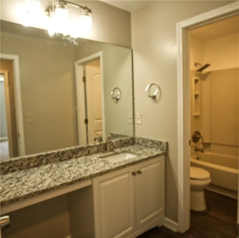 1803 Wingate Way, Sandy Springs, Georgia 30350, 2 Bedrooms Bedrooms, ,2 BathroomsBathrooms,Residential,Sold,1803 Wingate Way,6597906