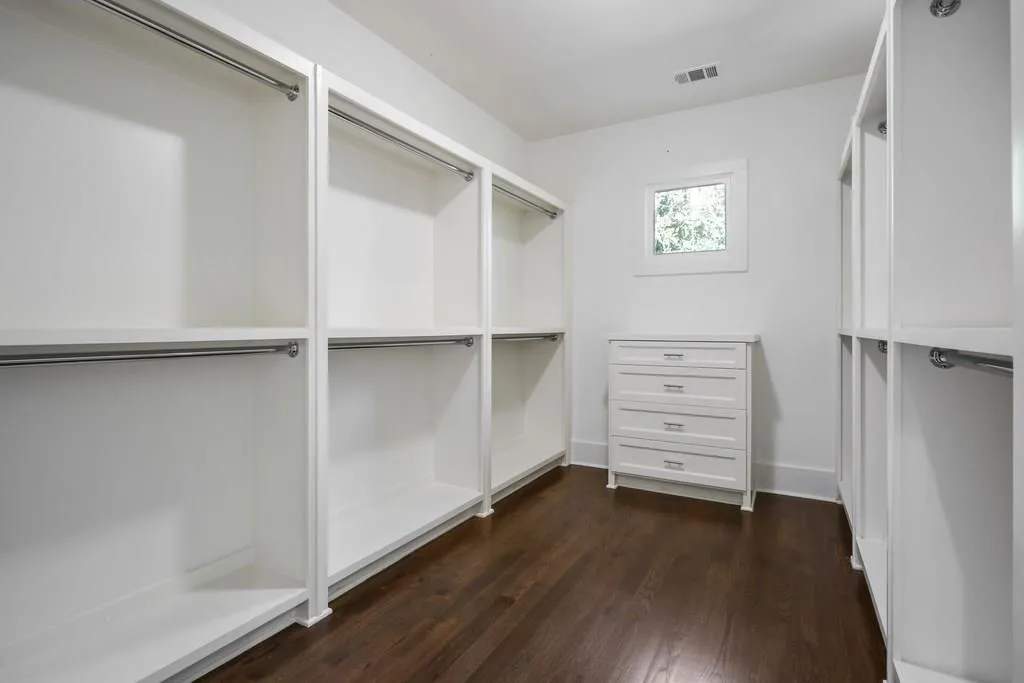 5410 High Point Road, Atlanta, Georgia 30342, 6 Bedrooms Bedrooms, ,5 BathroomsBathrooms,Residential,Sold,5410 High Point Road,6119014 5410 High Point Road, Atlanta, Georgia 30342, 6 Bedrooms Bedrooms, ,5 BathroomsBathrooms,Residential,Sold,5410 High Point Road,6119014