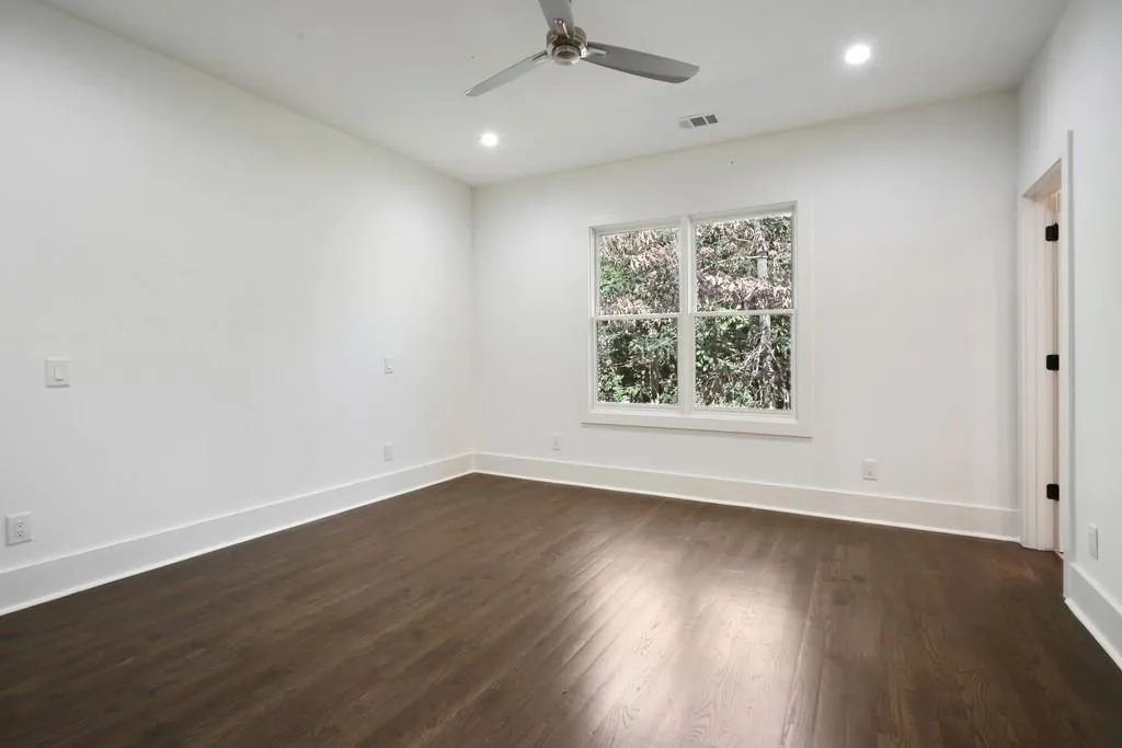 5410 High Point Road, Atlanta, Georgia 30342, 6 Bedrooms Bedrooms, ,5 BathroomsBathrooms,Residential,Sold,5410 High Point Road,6119014 5410 High Point Road, Atlanta, Georgia 30342, 6 Bedrooms Bedrooms, ,5 BathroomsBathrooms,Residential,Sold,5410 High Point Road,6119014