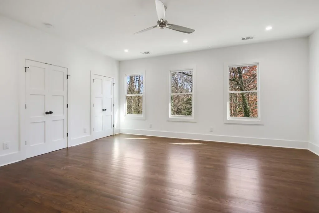 5410 High Point Road, Atlanta, Georgia 30342, 6 Bedrooms Bedrooms, ,5 BathroomsBathrooms,Residential,Sold,5410 High Point Road,6119014 5410 High Point Road, Atlanta, Georgia 30342, 6 Bedrooms Bedrooms, ,5 BathroomsBathrooms,Residential,Sold,5410 High Point Road,6119014