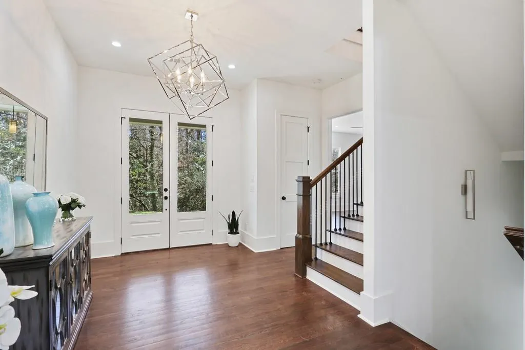 5410 High Point Road, Atlanta, Georgia 30342, 6 Bedrooms Bedrooms, ,5 BathroomsBathrooms,Residential,Sold,5410 High Point Road,6119014 5410 High Point Road, Atlanta, Georgia 30342, 6 Bedrooms Bedrooms, ,5 BathroomsBathrooms,Residential,Sold,5410 High Point Road,6119014