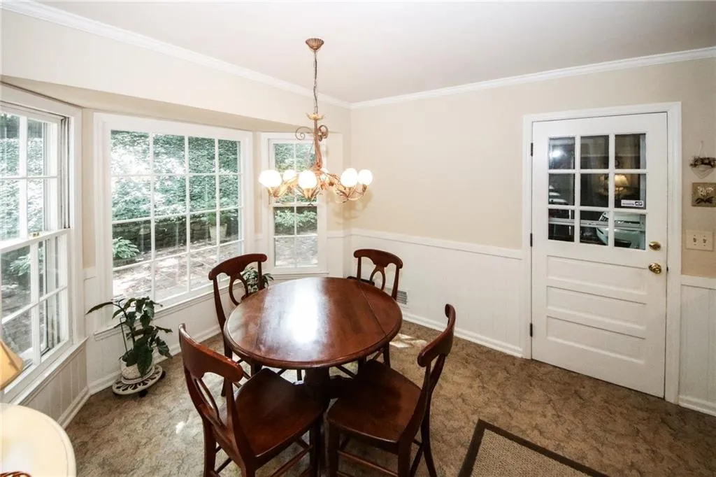 6775 Brandon Mill Road, Sandy Springs, Georgia 30328, 4 Bedrooms Bedrooms, ,2 BathroomsBathrooms,Residential,Sold,6775 Brandon Mill Road,6933472