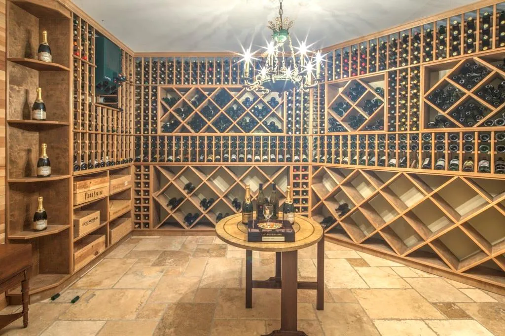 800 N Island Drive, Atlanta, Georgia 30327, 7 Bedrooms Bedrooms, ,7 BathroomsBathrooms,Residential,Sold,800 N Island Drive,5745272