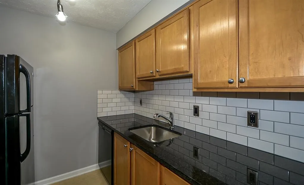 3120 Seven Pines Court Unit 303, Atlanta, Georgia 30339, 2 Bedrooms Bedrooms, ,1 BathroomBathrooms,Residential,Sold,3120 Seven Pines Court Unit 303,5790030