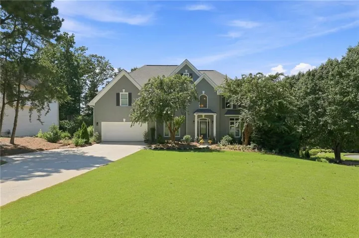 Welcome to 4745 Aldbury Lane!