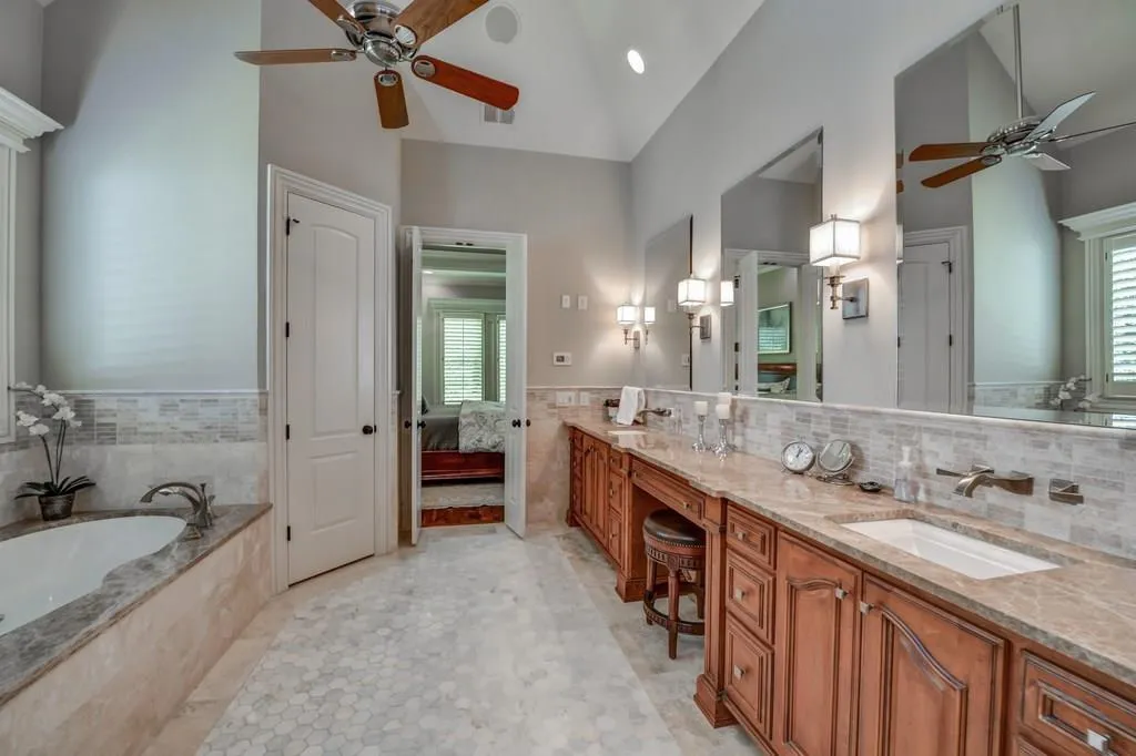 5385 High Point Manor, Atlanta, Georgia 30342, 4 Bedrooms Bedrooms, ,4 BathroomsBathrooms,Residential,Sold,5385 High Point Manor,6006910