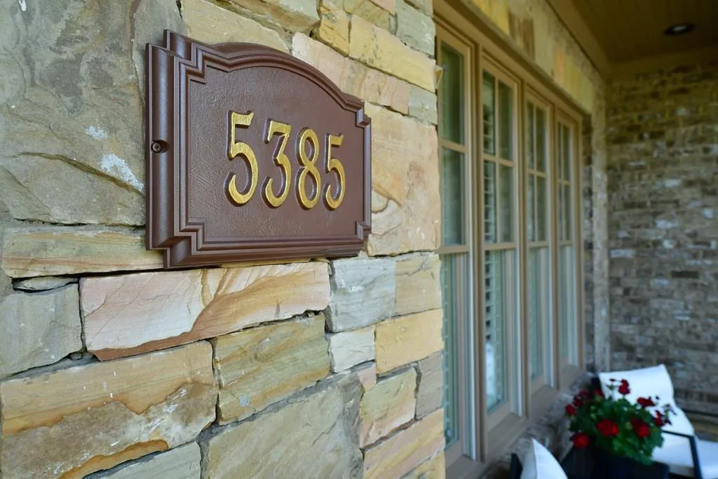 5385 High Point Manor, Atlanta, Georgia 30342, 4 Bedrooms Bedrooms, ,4 BathroomsBathrooms,Residential,Sold,5385 High Point Manor,6006910