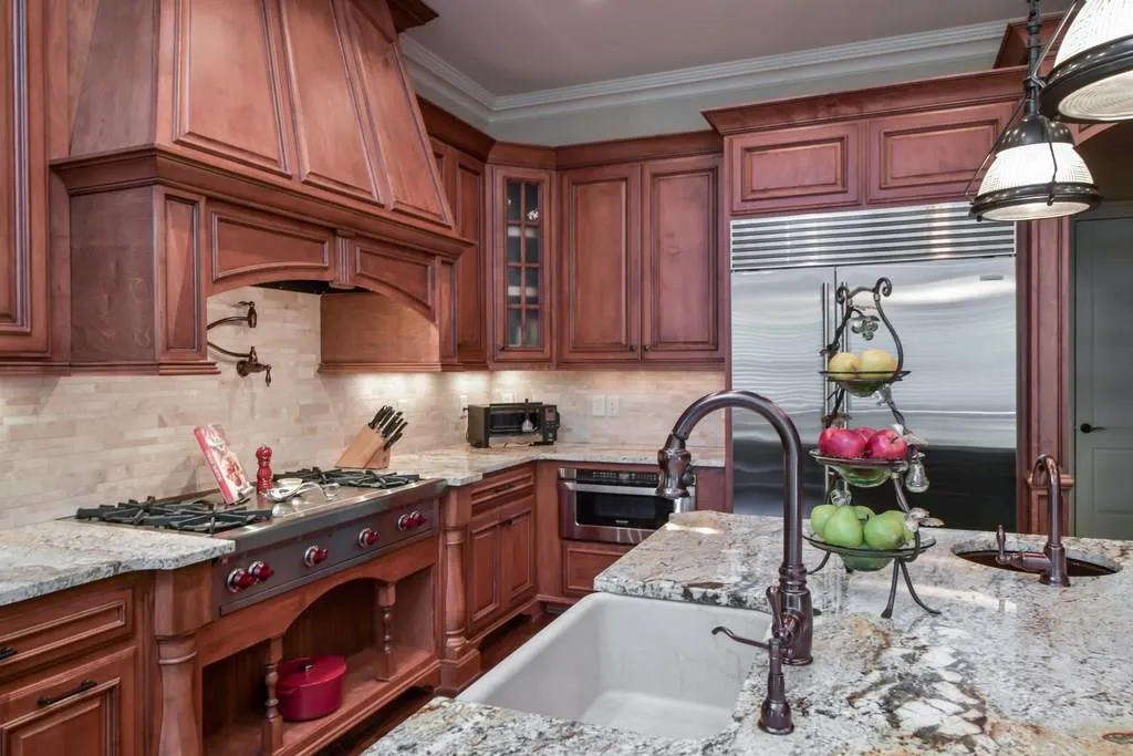 5385 High Point Manor, Atlanta, Georgia 30342, 4 Bedrooms Bedrooms, ,4 BathroomsBathrooms,Residential,Sold,5385 High Point Manor,6006910