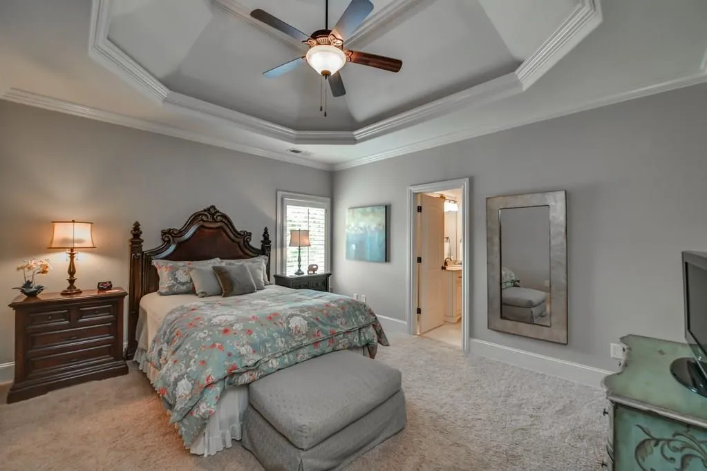 5385 High Point Manor, Atlanta, Georgia 30342, 4 Bedrooms Bedrooms, ,4 BathroomsBathrooms,Residential,Sold,5385 High Point Manor,6006910
