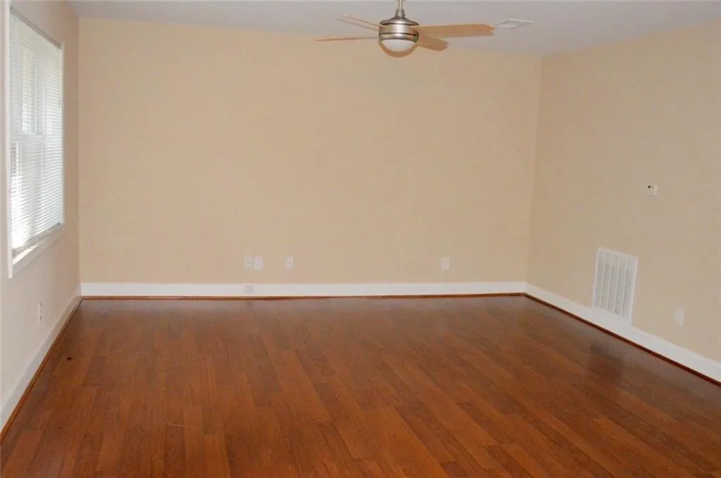 310 Winding River Drive Unit F, Atlanta, Georgia 30350, 2 Bedrooms Bedrooms, ,2 BathroomsBathrooms,Residential,Sold,310 Winding River Drive Unit F,5745697