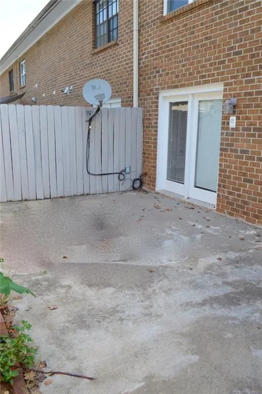 310 Winding River Drive Unit F, Atlanta, Georgia 30350, 2 Bedrooms Bedrooms, ,2 BathroomsBathrooms,Residential,Sold,310 Winding River Drive Unit F,5745697