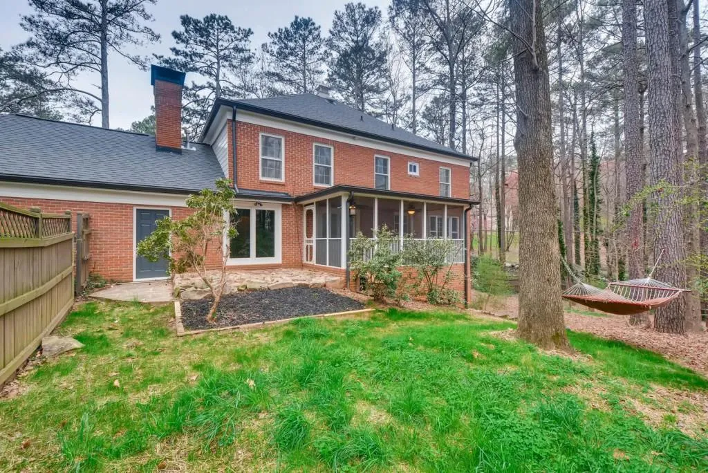7715 Ryefield Drive, Sandy Springs, Georgia 30350, 4 Bedrooms Bedrooms, ,2 BathroomsBathrooms,Residential,Sold,7715 Ryefield Drive,5975077