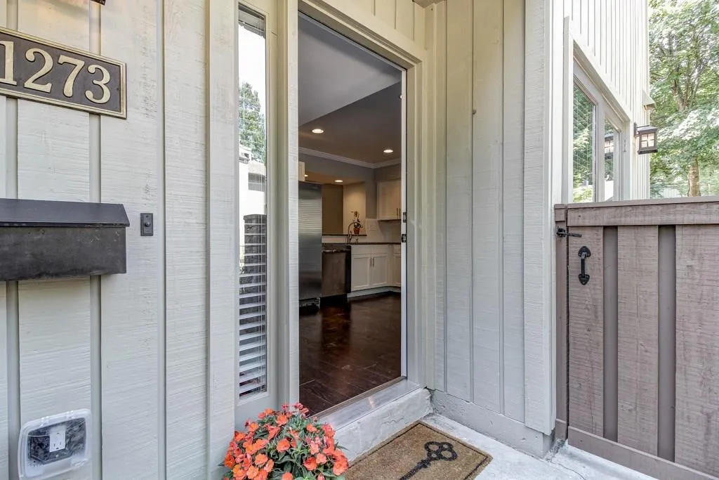 1273 Druid Knoll Drive Ne, Brookhaven, Georgia 30319, 3 Bedrooms Bedrooms, ,2 BathroomsBathrooms,Residential,Sold,1273 Druid Knoll Drive Ne,5700662
