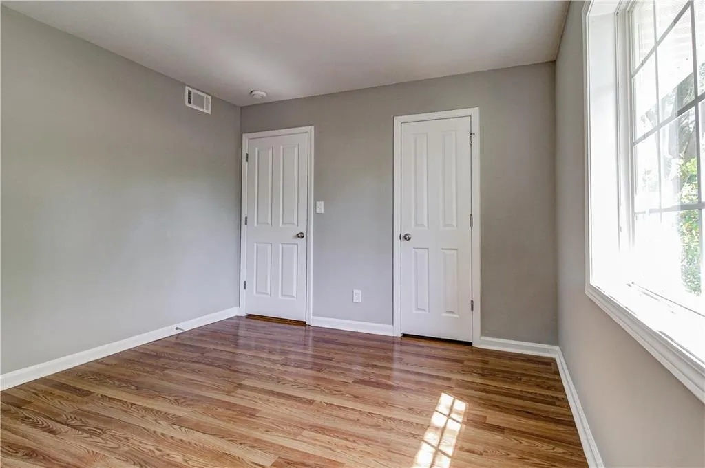 6940 Roswell Road Unit 14d, Atlanta, Georgia 30328, 3 Bedrooms Bedrooms, ,2 BathroomsBathrooms,Residential,Sold,6940 Roswell Road Unit 14d,5674538