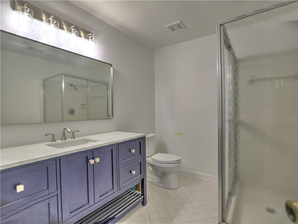 5010 Spruce Bluff Drive, Sandy Springs, Georgia 30350, 5 Bedrooms Bedrooms, ,5 BathroomsBathrooms,Residential,Sold,5010 Spruce Bluff Drive,7285614