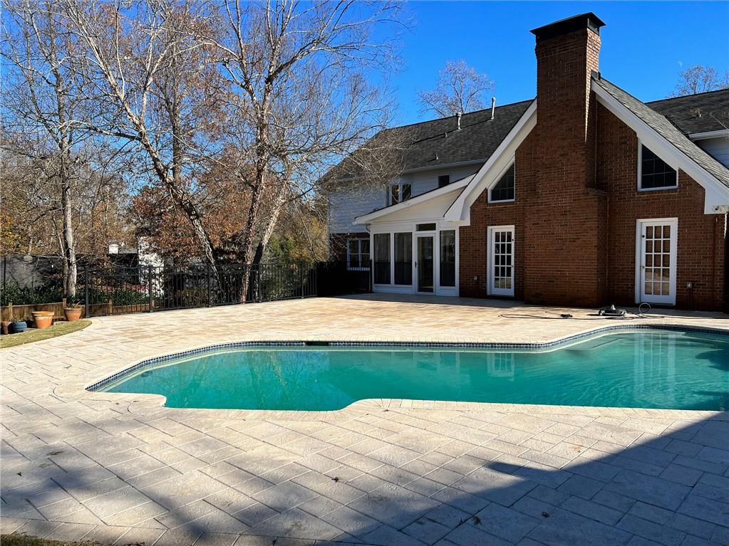 5010 Spruce Bluff Drive, Sandy Springs, Georgia 30350, 5 Bedrooms Bedrooms, ,5 BathroomsBathrooms,Residential,Sold,5010 Spruce Bluff Drive,7285614