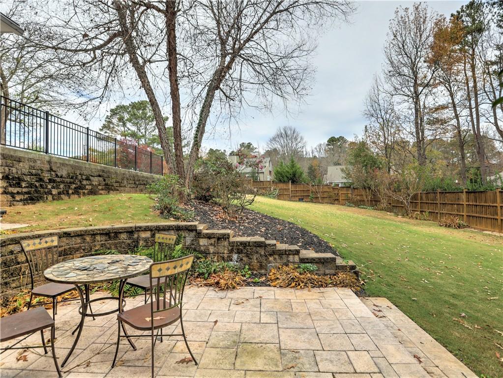 5010 Spruce Bluff Drive, Sandy Springs, Georgia 30350, 5 Bedrooms Bedrooms, ,5 BathroomsBathrooms,Residential,Sold,5010 Spruce Bluff Drive,7285614