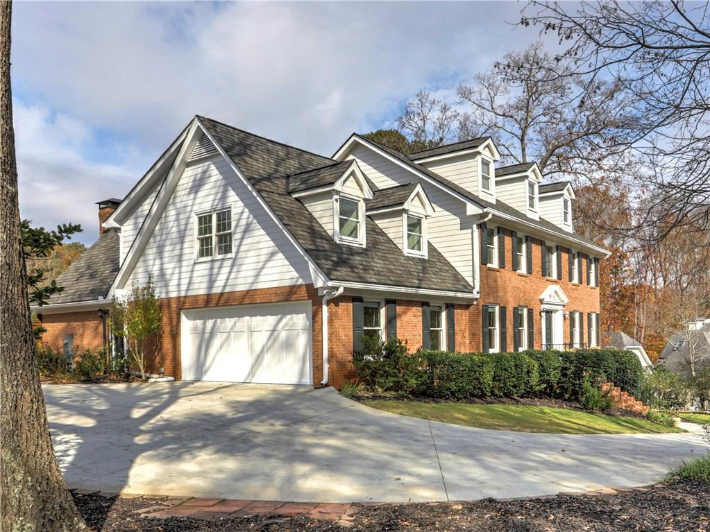 5010 Spruce Bluff Drive, Sandy Springs, Georgia 30350, 5 Bedrooms Bedrooms, ,5 BathroomsBathrooms,Residential,Sold,5010 Spruce Bluff Drive,7285614