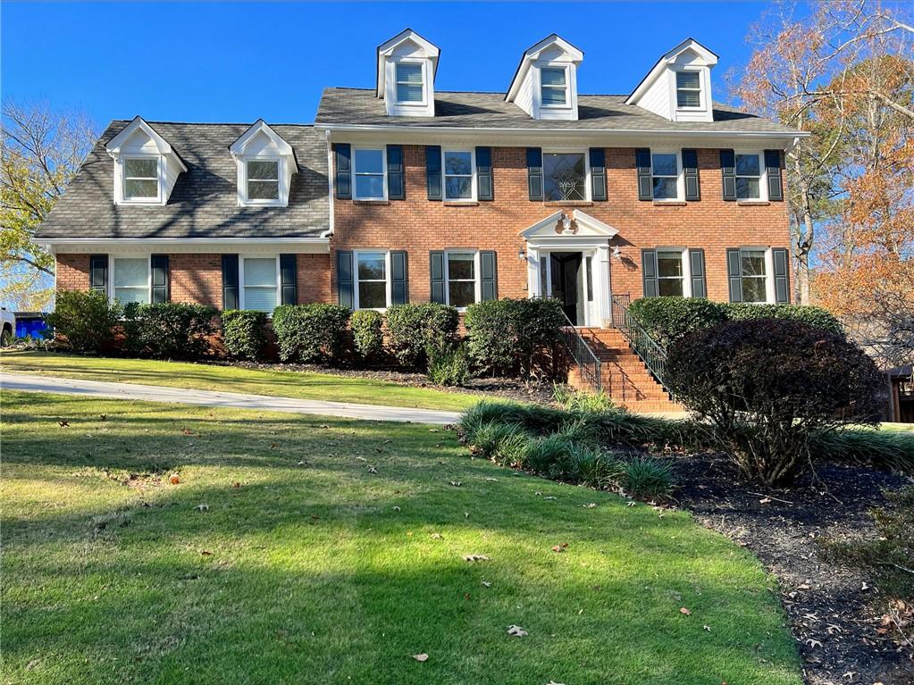 5010 Spruce Bluff Drive, Sandy Springs, Georgia 30350, 5 Bedrooms Bedrooms, ,5 BathroomsBathrooms,Residential,Sold,5010 Spruce Bluff Drive,7285614