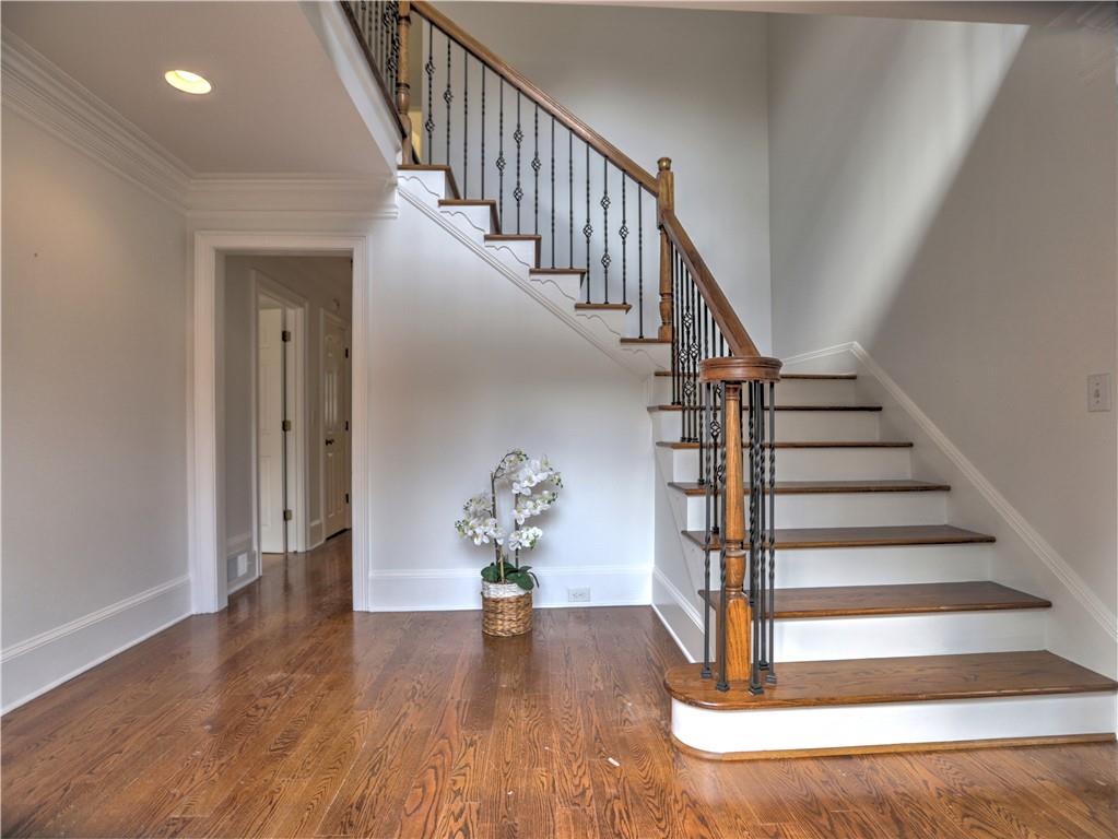 5010 Spruce Bluff Drive, Sandy Springs, Georgia 30350, 5 Bedrooms Bedrooms, ,5 BathroomsBathrooms,Residential,Sold,5010 Spruce Bluff Drive,7285614