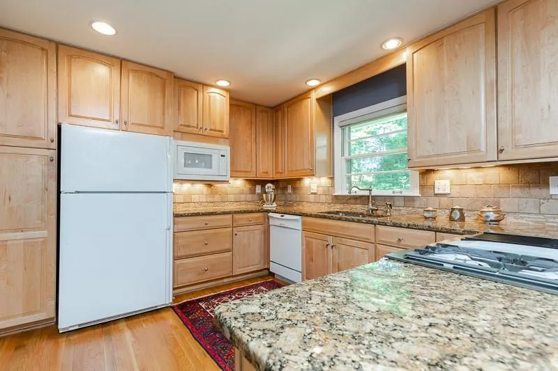 6532 Cherry Tree Lane, Sandy Springs, Georgia 30328, 4 Bedrooms Bedrooms, ,2 BathroomsBathrooms,Residential,Sold,6532 Cherry Tree Lane,6583666