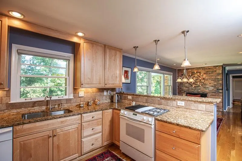 6532 Cherry Tree Lane, Sandy Springs, Georgia 30328, 4 Bedrooms Bedrooms, ,2 BathroomsBathrooms,Residential,Sold,6532 Cherry Tree Lane,6583666