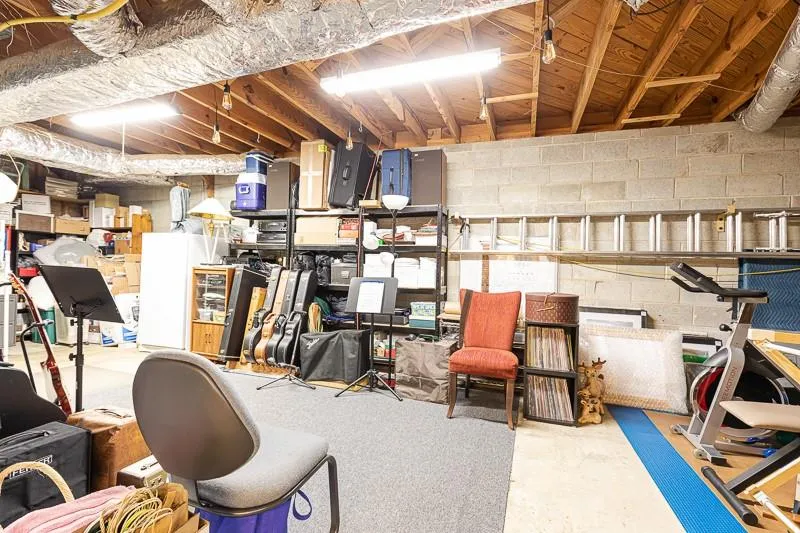 6532 Cherry Tree Lane, Sandy Springs, Georgia 30328, 4 Bedrooms Bedrooms, ,2 BathroomsBathrooms,Residential,Sold,6532 Cherry Tree Lane,6583666