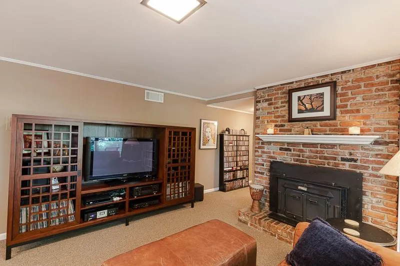 6532 Cherry Tree Lane, Sandy Springs, Georgia 30328, 4 Bedrooms Bedrooms, ,2 BathroomsBathrooms,Residential,Sold,6532 Cherry Tree Lane,6583666