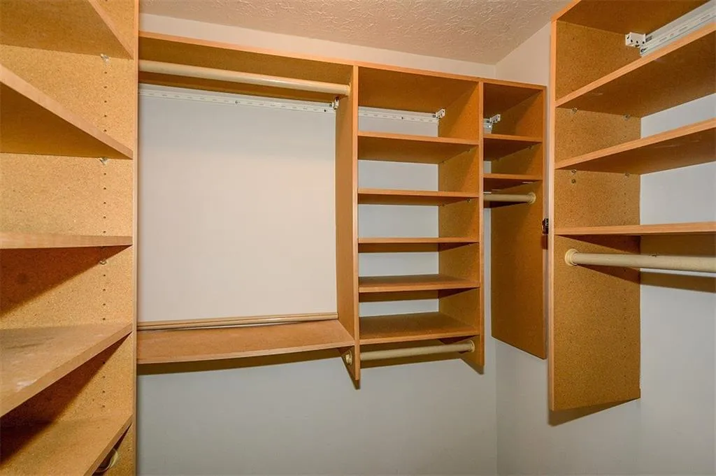 507 Woodcliff Drive Unit 507, Sandy Springs, Georgia 30350, 2 Bedrooms Bedrooms, ,1 BathroomBathrooms,Residential,Sold,507 Woodcliff Drive Unit 507,5895284