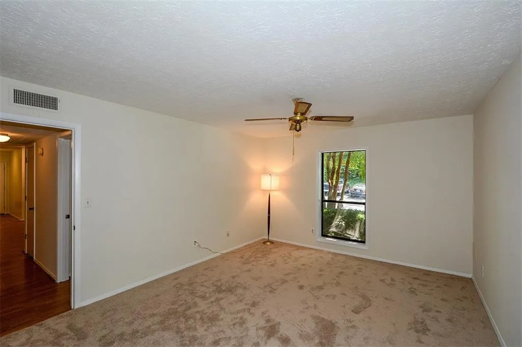 507 Woodcliff Drive Unit 507, Sandy Springs, Georgia 30350, 2 Bedrooms Bedrooms, ,1 BathroomBathrooms,Residential,Sold,507 Woodcliff Drive Unit 507,5895284