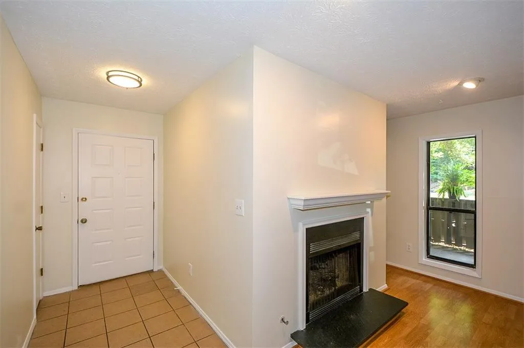 507 Woodcliff Drive Unit 507, Sandy Springs, Georgia 30350, 2 Bedrooms Bedrooms, ,1 BathroomBathrooms,Residential,Sold,507 Woodcliff Drive Unit 507,5895284