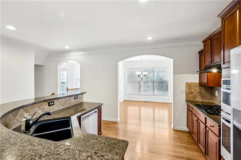 3917 Old Atlanta Station Drive Se, Atlanta, Georgia 30339, 4 Bedrooms Bedrooms, ,3 BathroomsBathrooms,Residential,For Sale,3917 Old Atlanta Station Drive Se,7622572