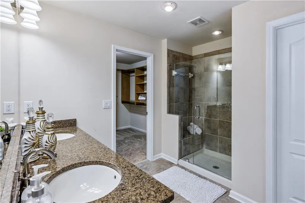 3917 Old Atlanta Station Drive Se, Atlanta, Georgia 30339, 4 Bedrooms Bedrooms, ,3 BathroomsBathrooms,Residential,For Sale,3917 Old Atlanta Station Drive Se,7622572