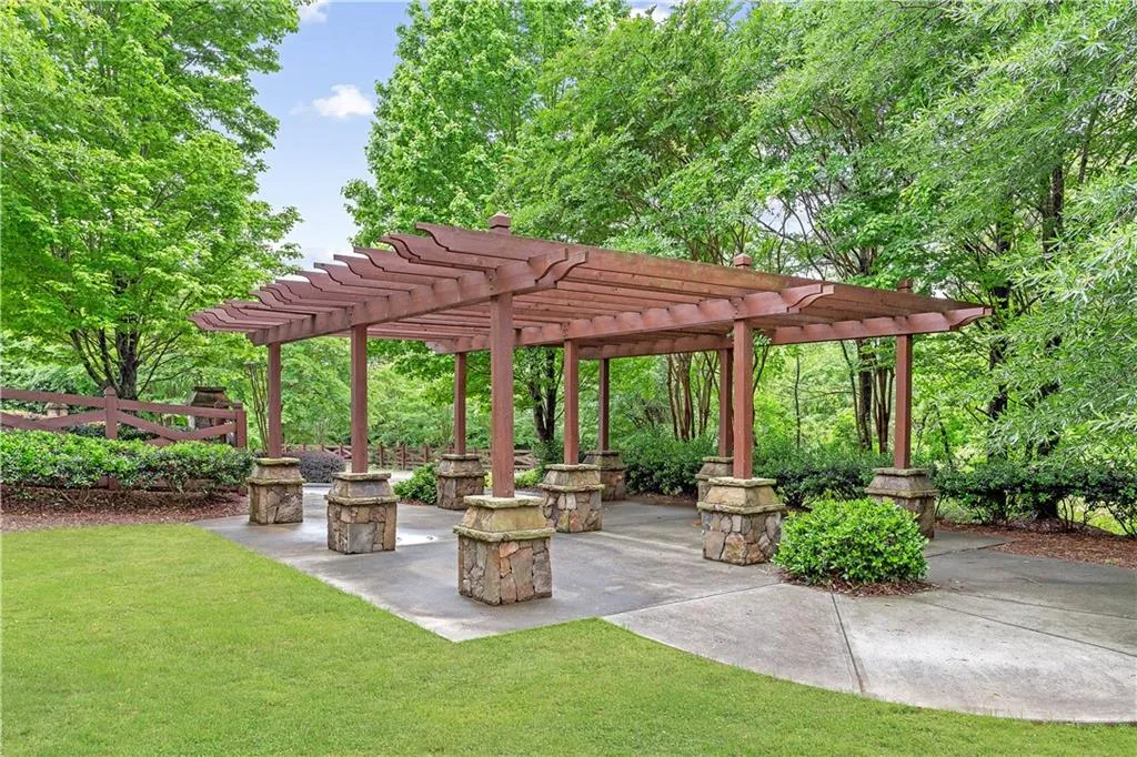 3917 Old Atlanta Station Drive Se, Atlanta, Georgia 30339, 4 Bedrooms Bedrooms, ,3 BathroomsBathrooms,Residential,For Sale,3917 Old Atlanta Station Drive Se,7622572