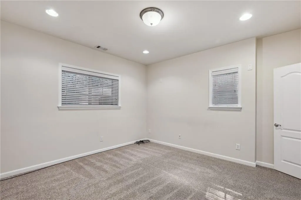 3917 Old Atlanta Station Drive Se, Atlanta, Georgia 30339, 4 Bedrooms Bedrooms, ,3 BathroomsBathrooms,Residential,For Sale,3917 Old Atlanta Station Drive Se,7622572