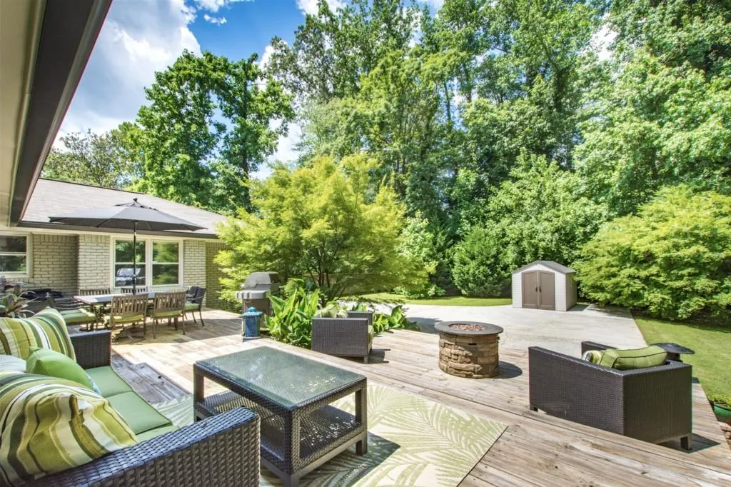 540 Windsor Parkway, Sandy Springs, Georgia 30342, 3 Bedrooms Bedrooms, ,3 BathroomsBathrooms,Residential,Sold,540 Windsor Parkway,5885624
