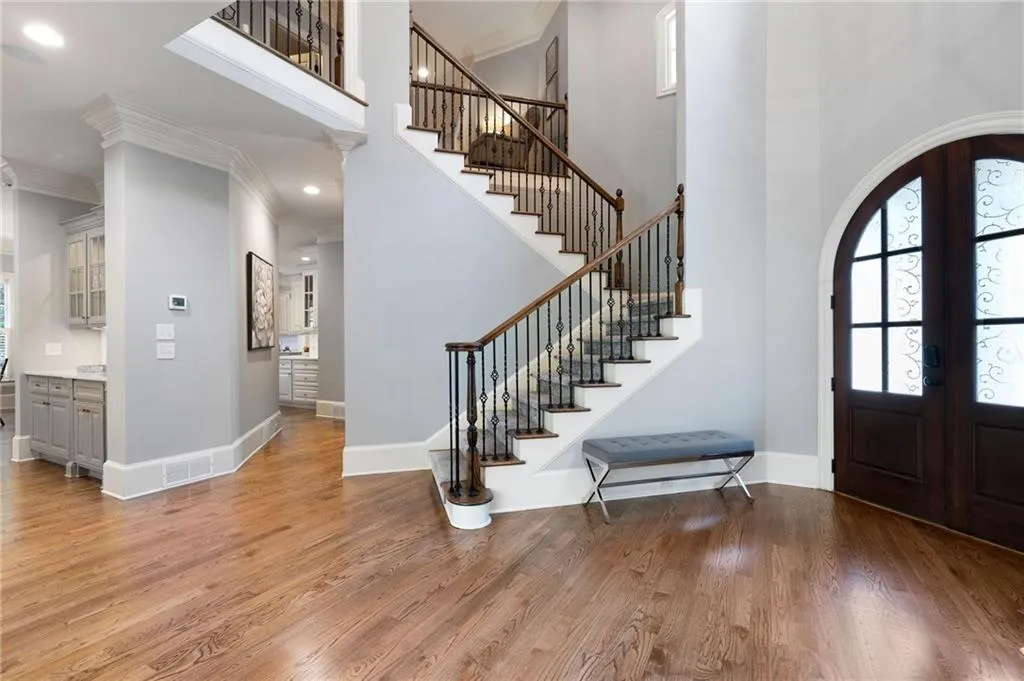 555 Glenmanor Court, Atlanta, Georgia 30328, 6 Bedrooms Bedrooms, ,6 BathroomsBathrooms,Residential,Sold,555 Glenmanor Court,7212132 555 Glenmanor Court, Atlanta, Georgia 30328, 6 Bedrooms Bedrooms, ,6 BathroomsBathrooms,Residential,Sold,555 Glenmanor Court,7212132