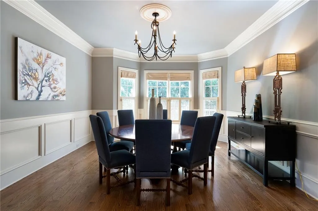 555 Glenmanor Court, Atlanta, Georgia 30328, 6 Bedrooms Bedrooms, ,6 BathroomsBathrooms,Residential,Sold,555 Glenmanor Court,7212132 555 Glenmanor Court, Atlanta, Georgia 30328, 6 Bedrooms Bedrooms, ,6 BathroomsBathrooms,Residential,Sold,555 Glenmanor Court,7212132