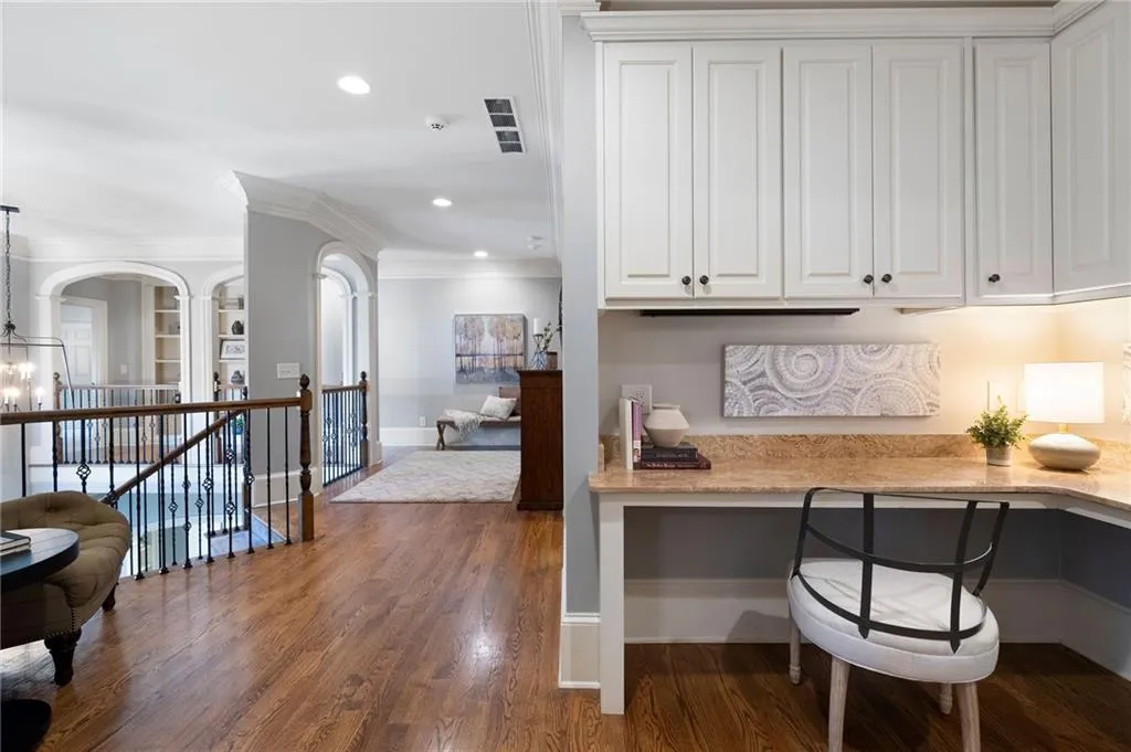 555 Glenmanor Court, Atlanta, Georgia 30328, 6 Bedrooms Bedrooms, ,6 BathroomsBathrooms,Residential,Sold,555 Glenmanor Court,7212132 555 Glenmanor Court, Atlanta, Georgia 30328, 6 Bedrooms Bedrooms, ,6 BathroomsBathrooms,Residential,Sold,555 Glenmanor Court,7212132