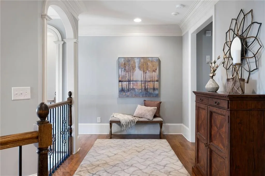 555 Glenmanor Court, Atlanta, Georgia 30328, 6 Bedrooms Bedrooms, ,6 BathroomsBathrooms,Residential,Sold,555 Glenmanor Court,7212132 555 Glenmanor Court, Atlanta, Georgia 30328, 6 Bedrooms Bedrooms, ,6 BathroomsBathrooms,Residential,Sold,555 Glenmanor Court,7212132