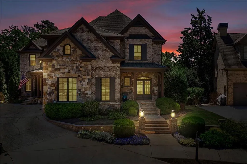 555 Glenmanor Court, Atlanta, Georgia 30328, 6 Bedrooms Bedrooms, ,6 BathroomsBathrooms,Residential,Sold,555 Glenmanor Court,7212132 555 Glenmanor Court, Atlanta, Georgia 30328, 6 Bedrooms Bedrooms, ,6 BathroomsBathrooms,Residential,Sold,555 Glenmanor Court,7212132