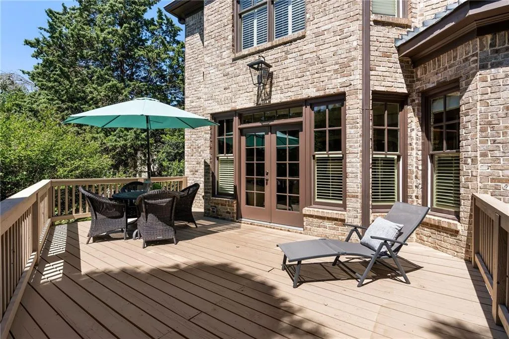 555 Glenmanor Court, Atlanta, Georgia 30328, 6 Bedrooms Bedrooms, ,6 BathroomsBathrooms,Residential,Sold,555 Glenmanor Court,7212132 555 Glenmanor Court, Atlanta, Georgia 30328, 6 Bedrooms Bedrooms, ,6 BathroomsBathrooms,Residential,Sold,555 Glenmanor Court,7212132