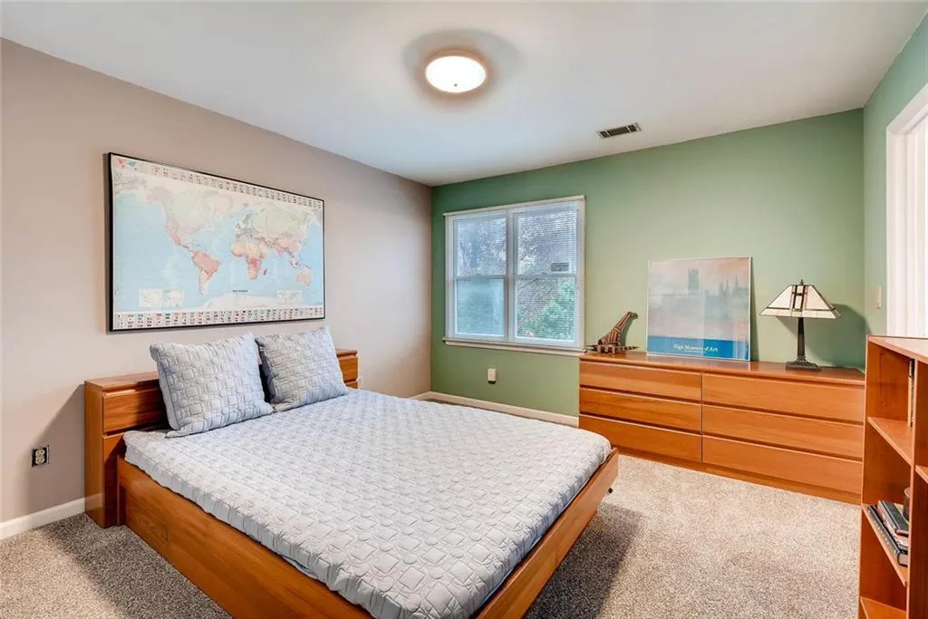 60 S Battery Place, Atlanta, Georgia 30342, 4 Bedrooms Bedrooms, ,3 BathroomsBathrooms,Residential,Sold,60 S Battery Place,5794228