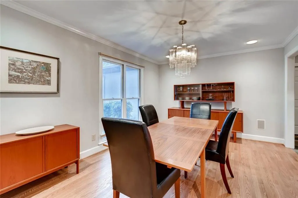 60 S Battery Place, Atlanta, Georgia 30342, 4 Bedrooms Bedrooms, ,3 BathroomsBathrooms,Residential,Sold,60 S Battery Place,5794228