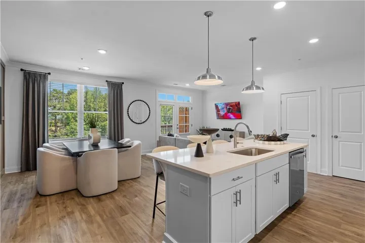 Welcome home to the Magnolia at Brookside Reserve.