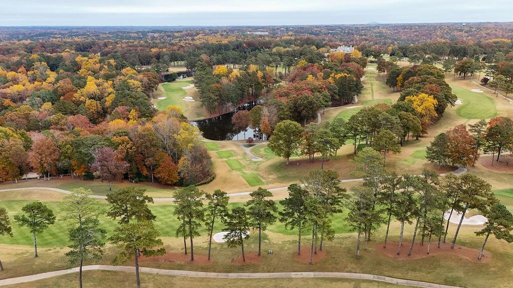 120 HUNTCLIFF Point, Sandy Springs, Georgia 30350, 5 Bedrooms Bedrooms, ,4 BathroomsBathrooms,Residential,Sold,120 HUNTCLIFF Point,7303103