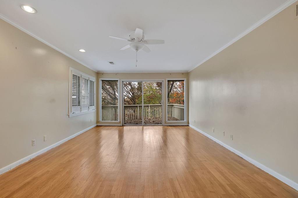 120 HUNTCLIFF Point, Sandy Springs, Georgia 30350, 5 Bedrooms Bedrooms, ,4 BathroomsBathrooms,Residential,Sold,120 HUNTCLIFF Point,7303103